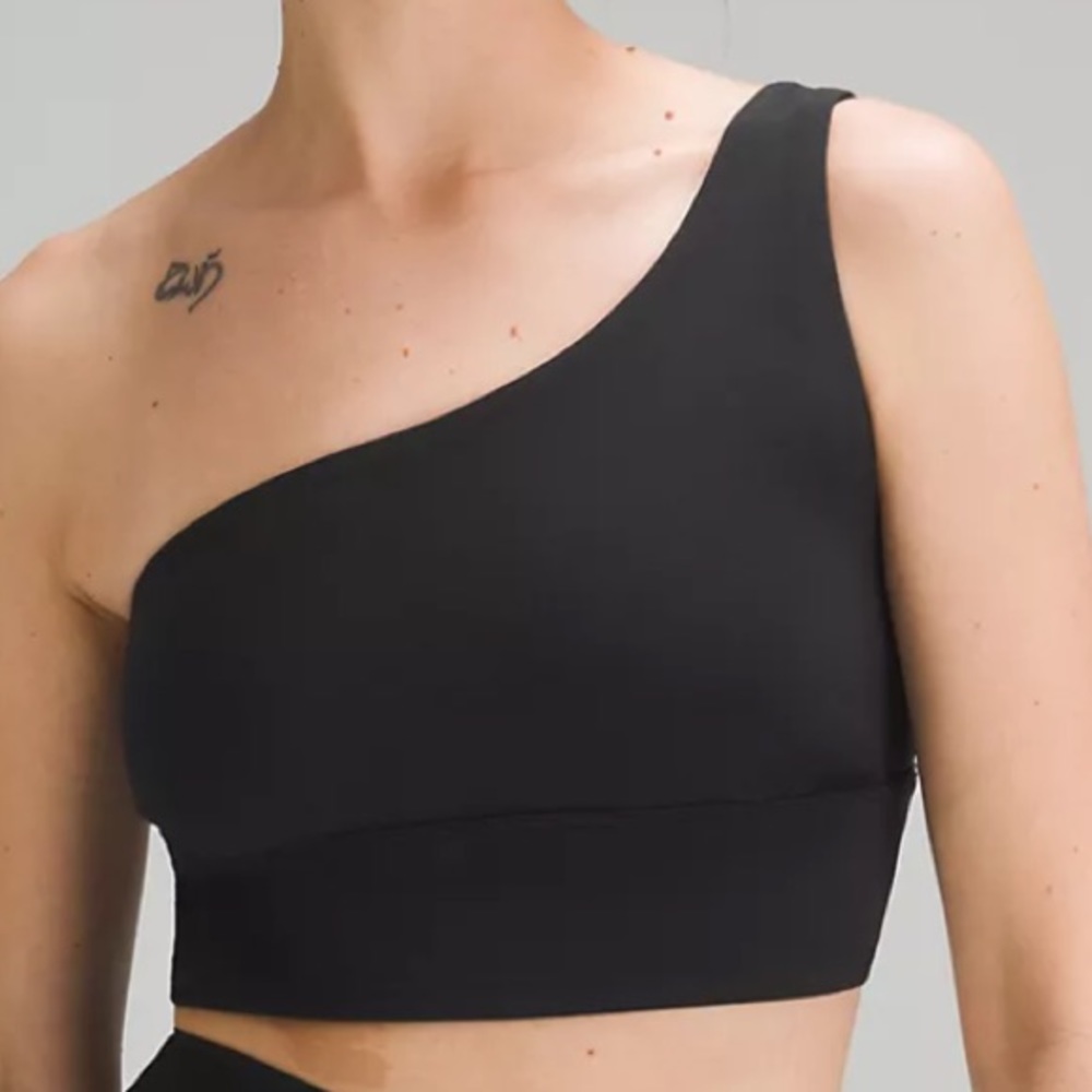 lululemon Align™ Asymmetrical Bra
Light Support, A/B Cup